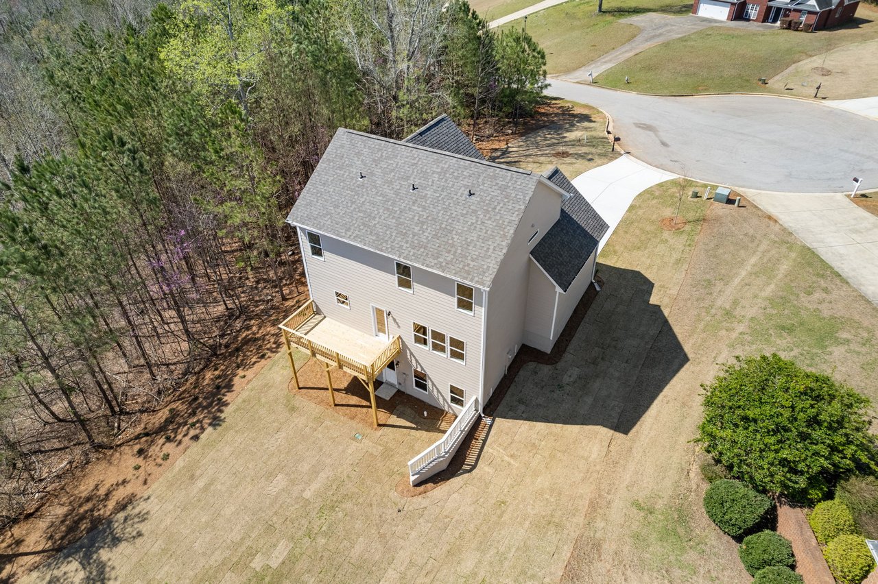 688 Shoals Trl