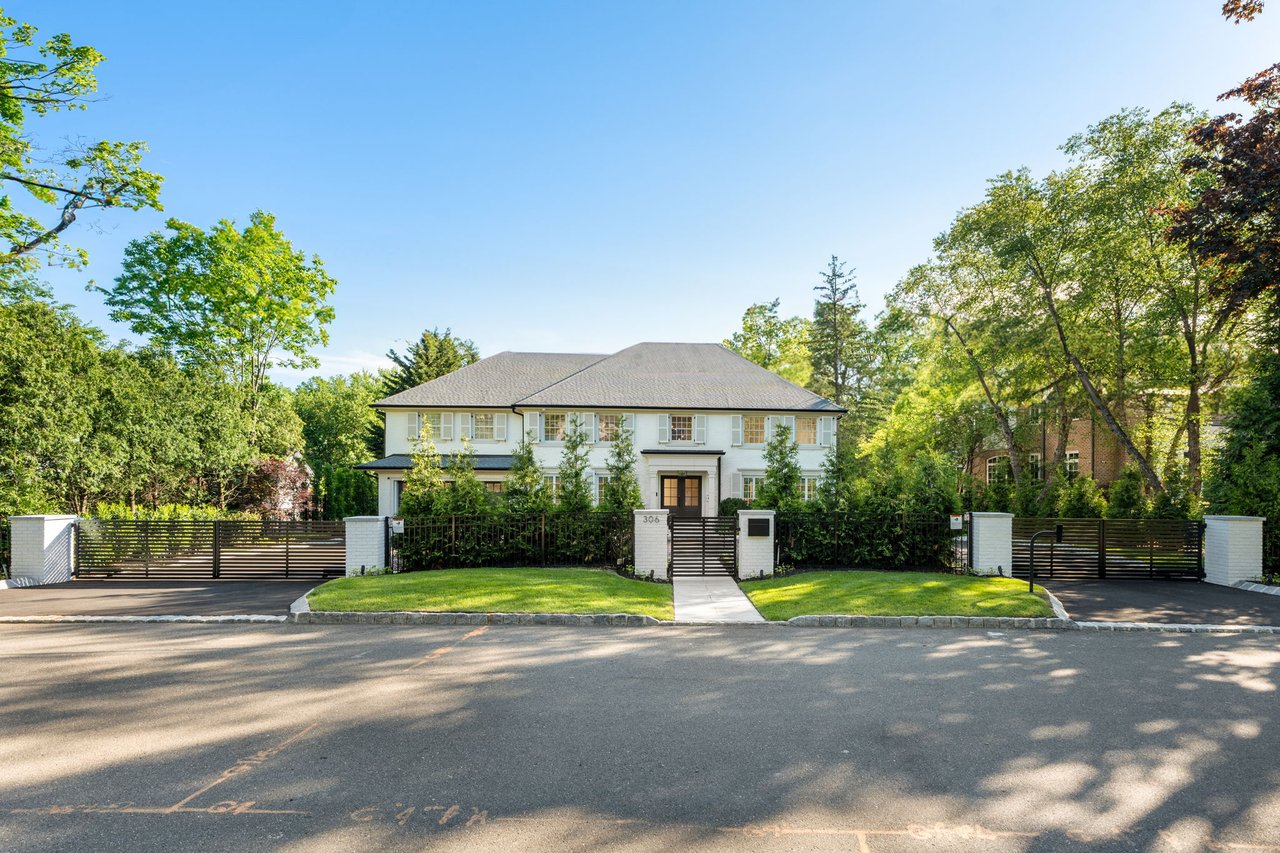 306 Hutchinson Road