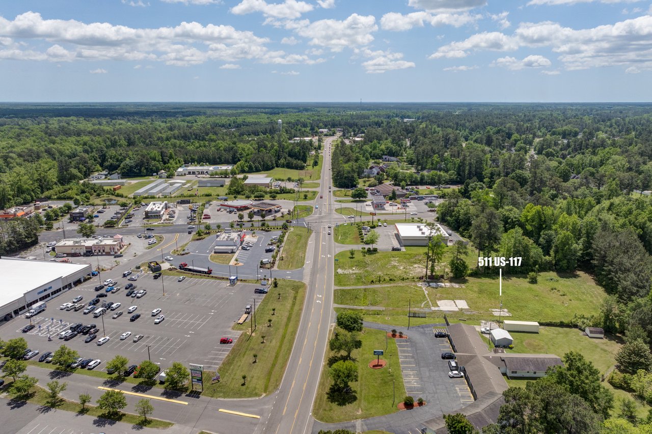 For Lease: High-Visibility 1.6+/- Acre Commercial Lot in Burgaw