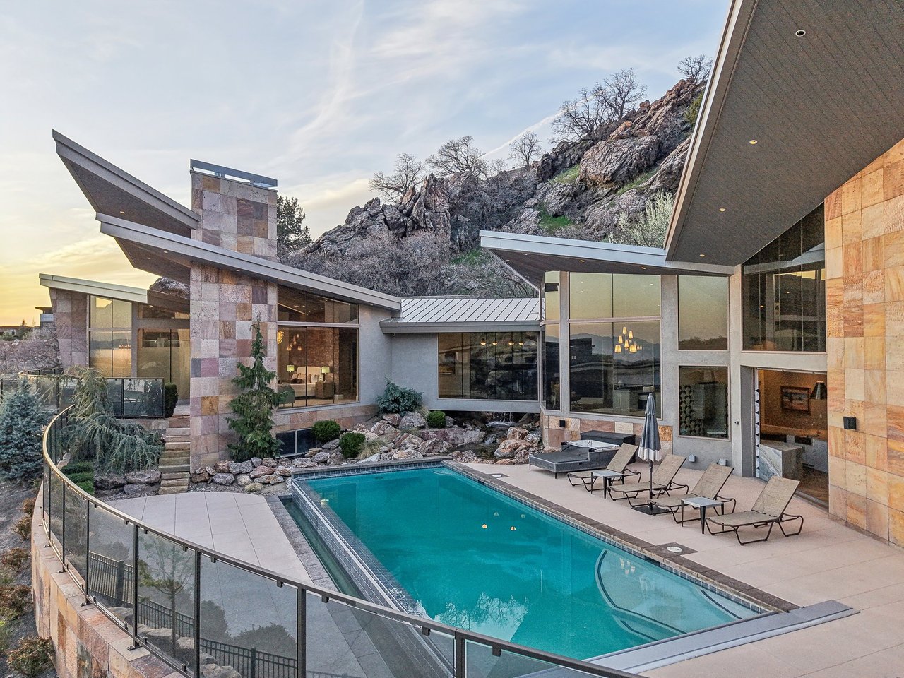 4141 E Canyon Estate Dr
