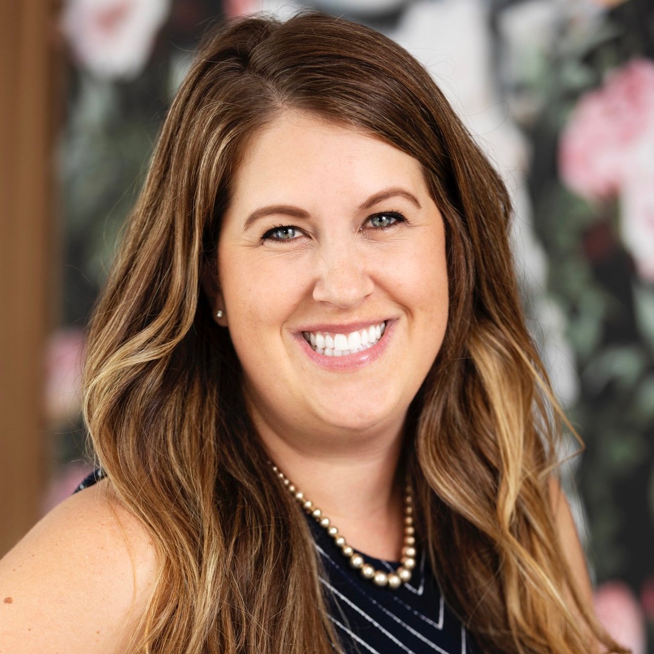 Gretchen Doerfler Saint Paul, MN Real Estate Agent Headshot