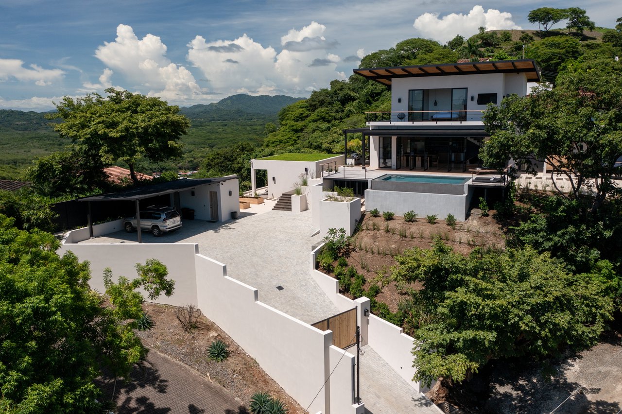 Casa Vida – Oceanview Luxury Hideaway in Tamarindo