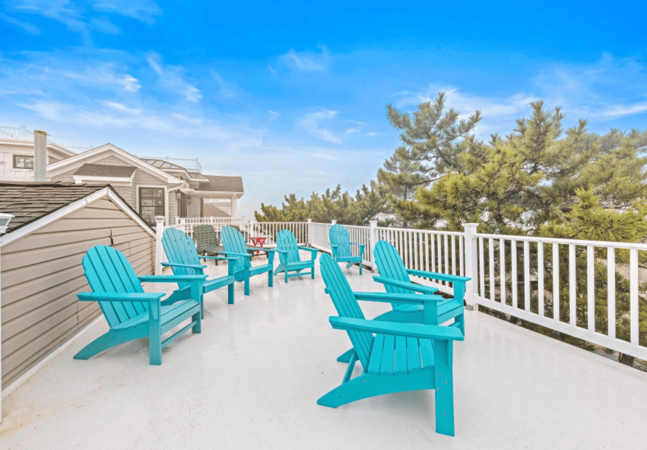 18 E Dupont Ave, Brant Beach (Top Floor)