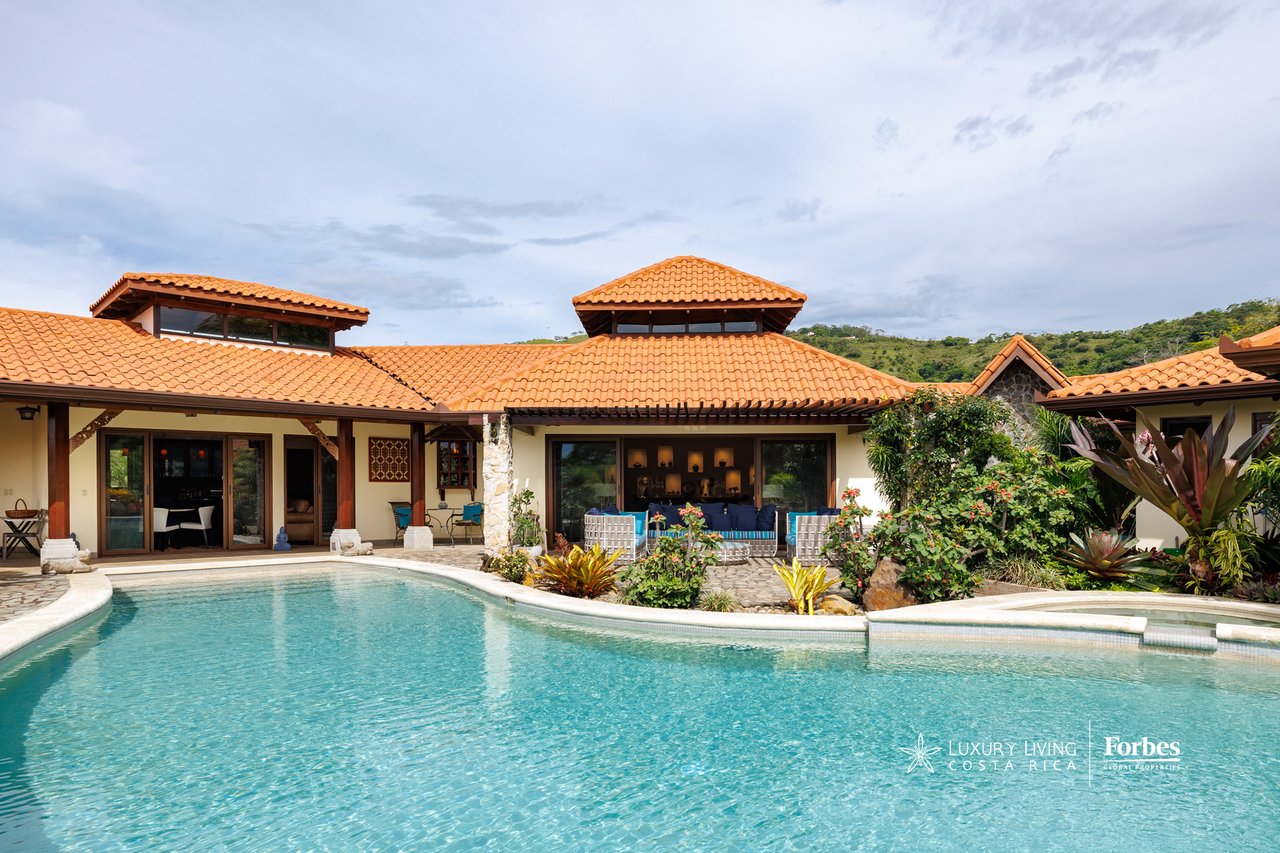 21470 - The Atenas Estate: Residencia de Lujo en Venta en Atenas