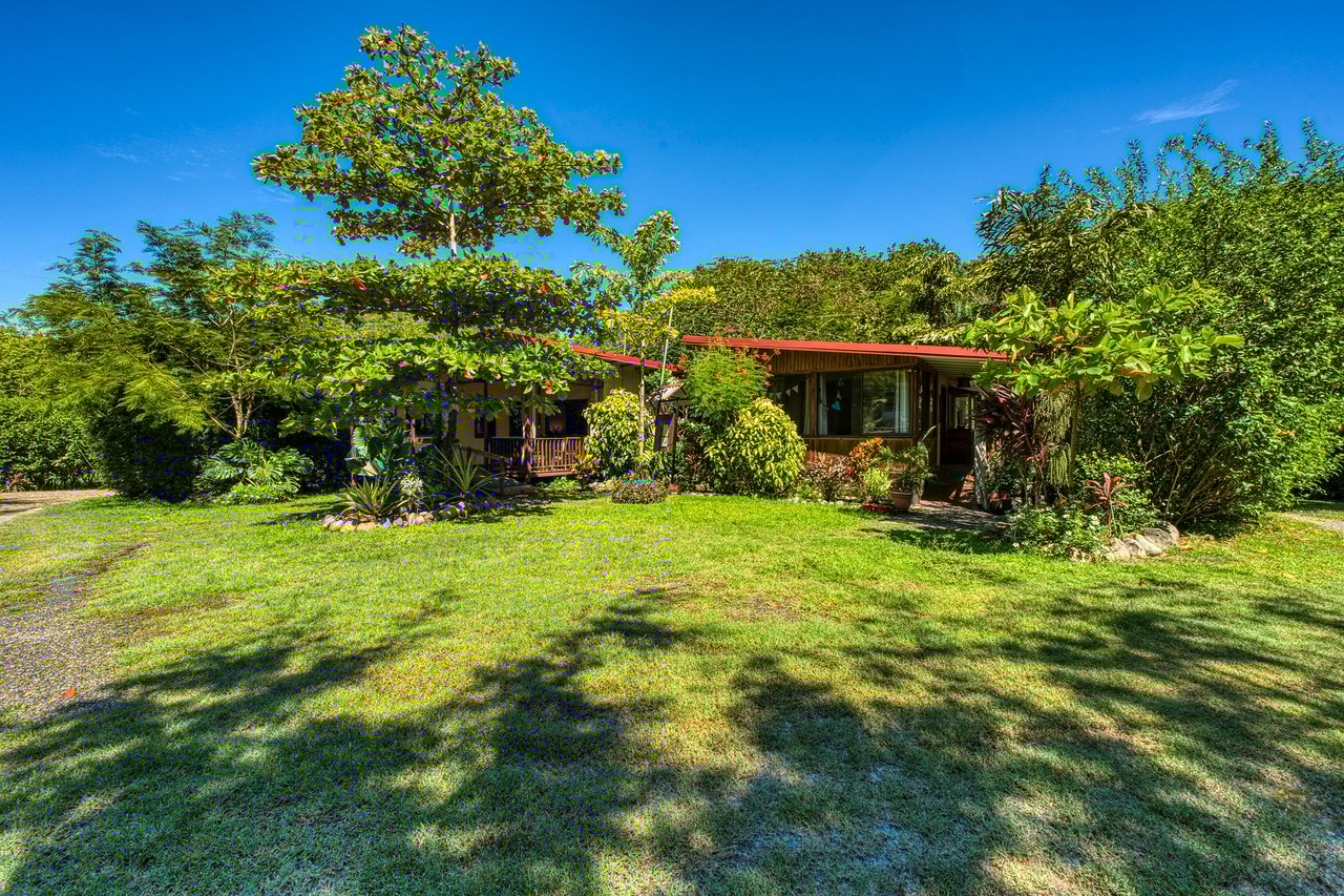 DOMINICAL HOTEL OR RETREAT WITH 11 RENTALS PLUS OWNER’S HOME