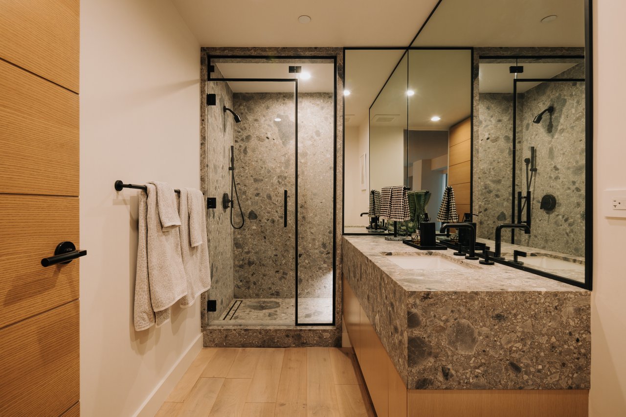 6250 Hollywood Blvd Unit: 14A