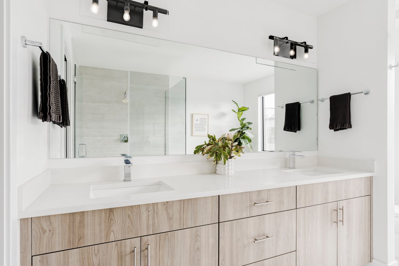 2465 Walnut Street, Unit 13