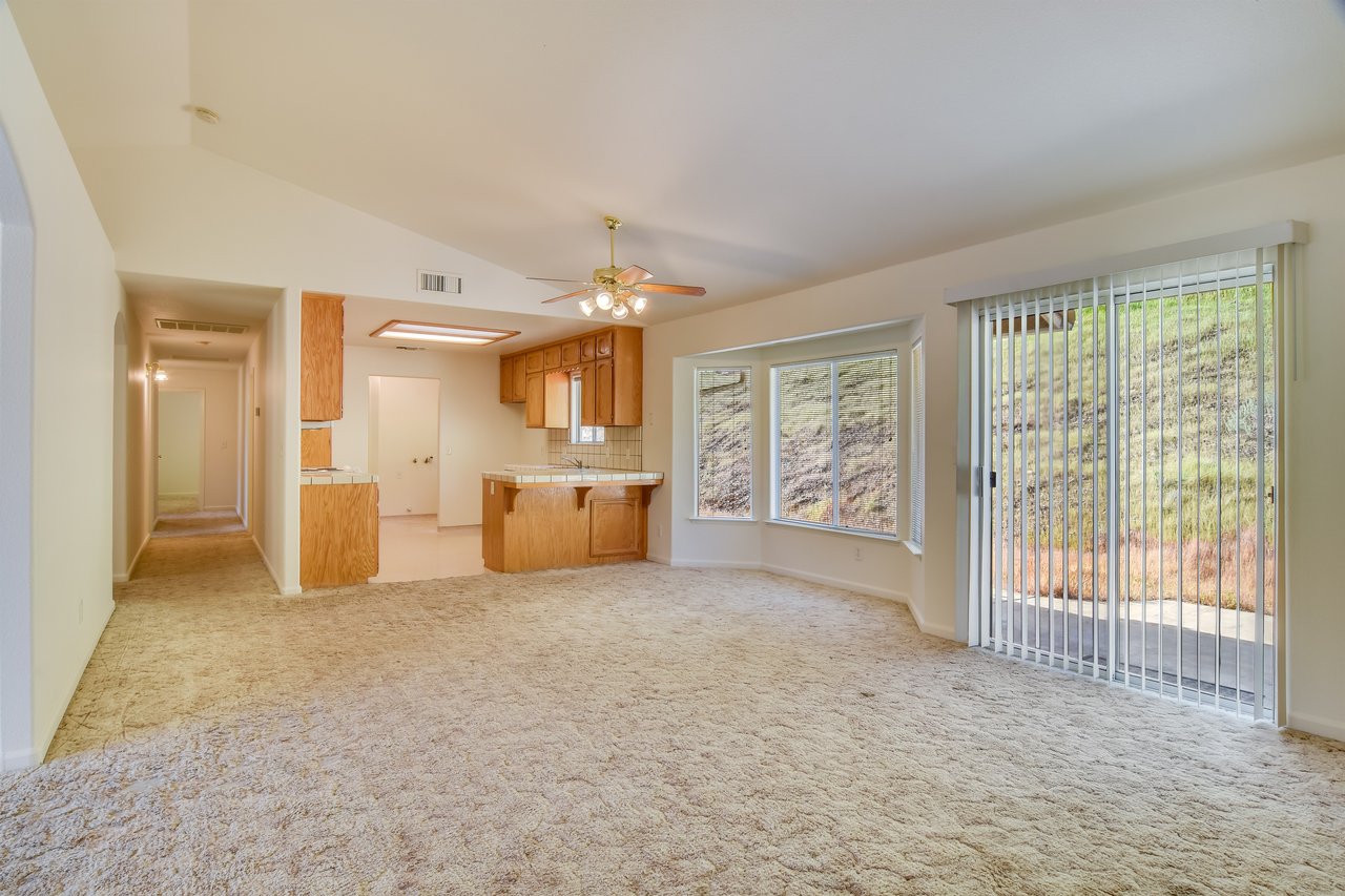 27557 Paradise Valley Lane Clovis California 93619