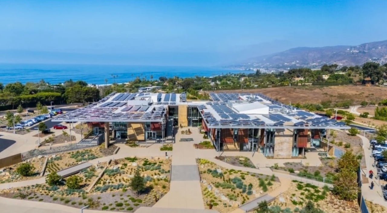 Neighborhood Highlight: Malibu High School  