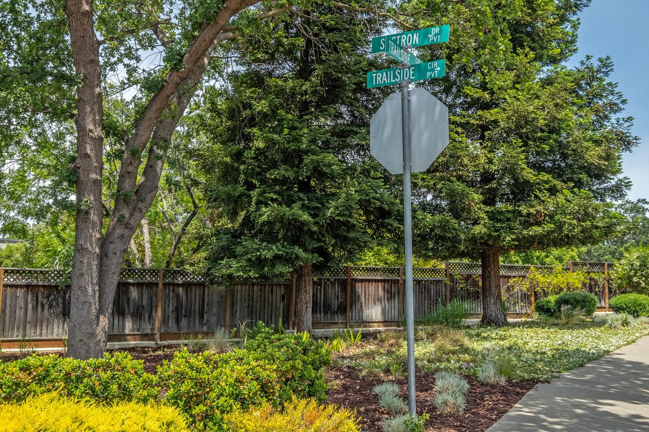 1600 Trailside Cir, Concord