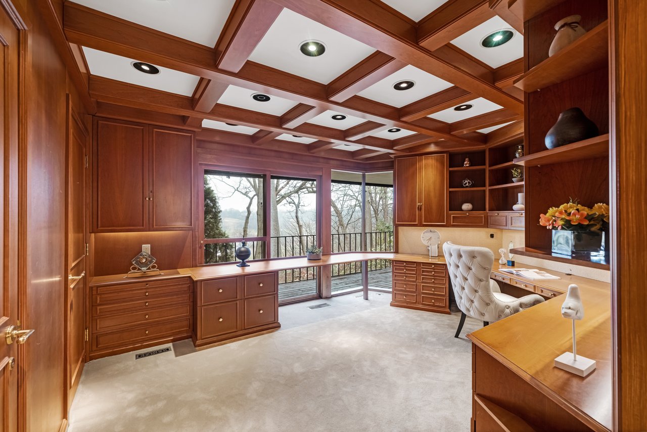 1000 Mississauga Heights Dr