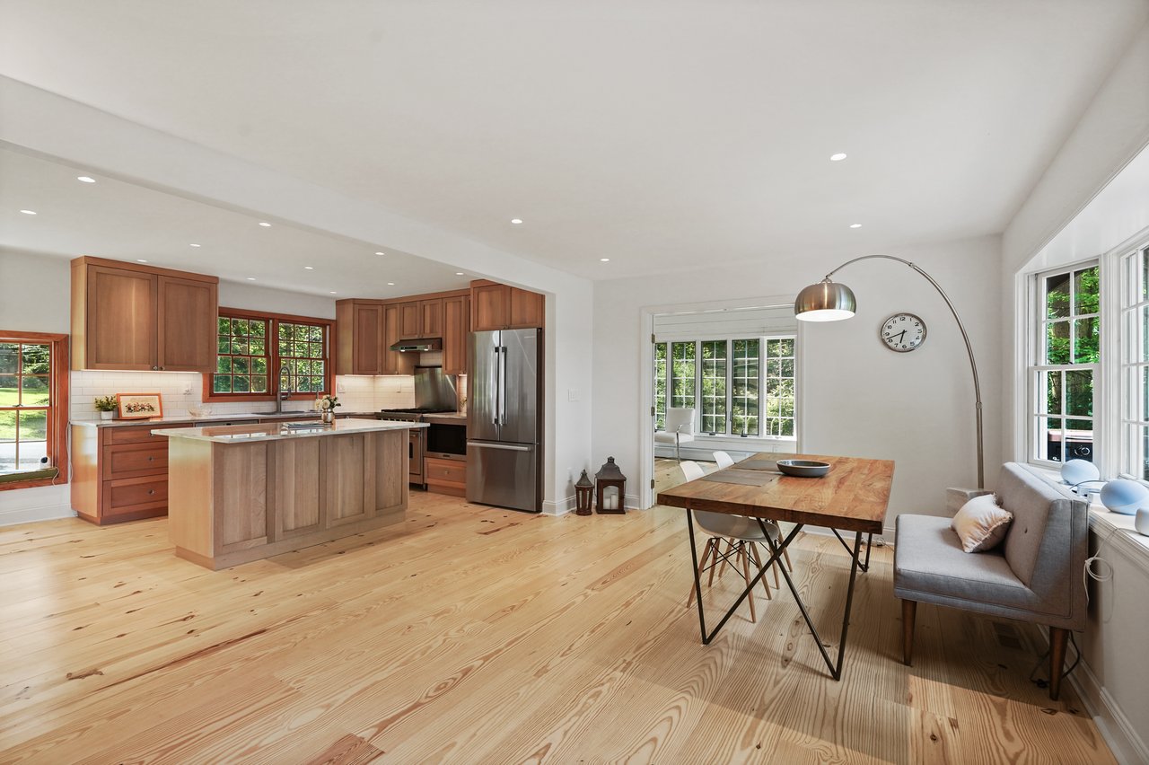 3 Truesdale Lake Drive