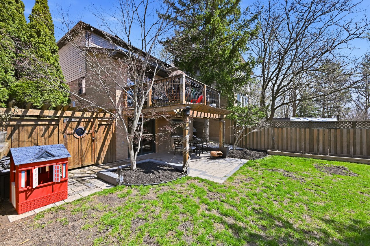1181 Potters Wheel Cres, Oakville