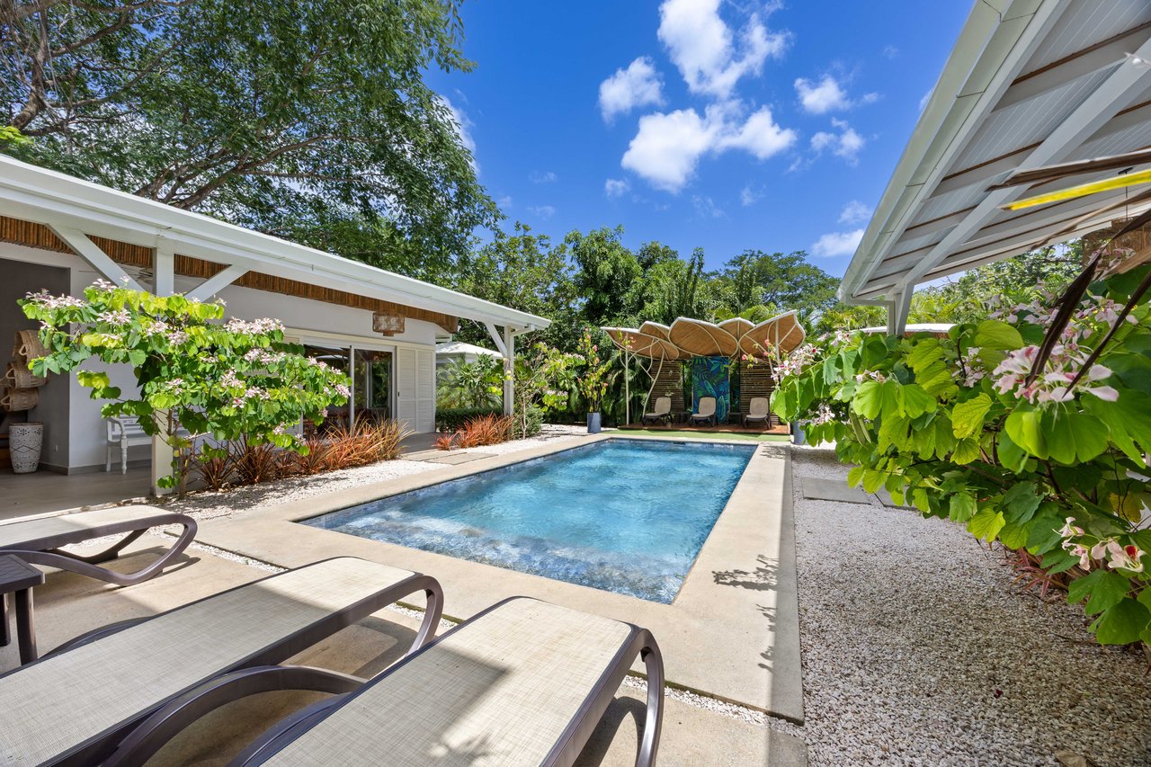 Casa Karibe | Vibrant 5-Bedroom Caribbean-Inspired Villa with Pool in Gated Tamarindo Community