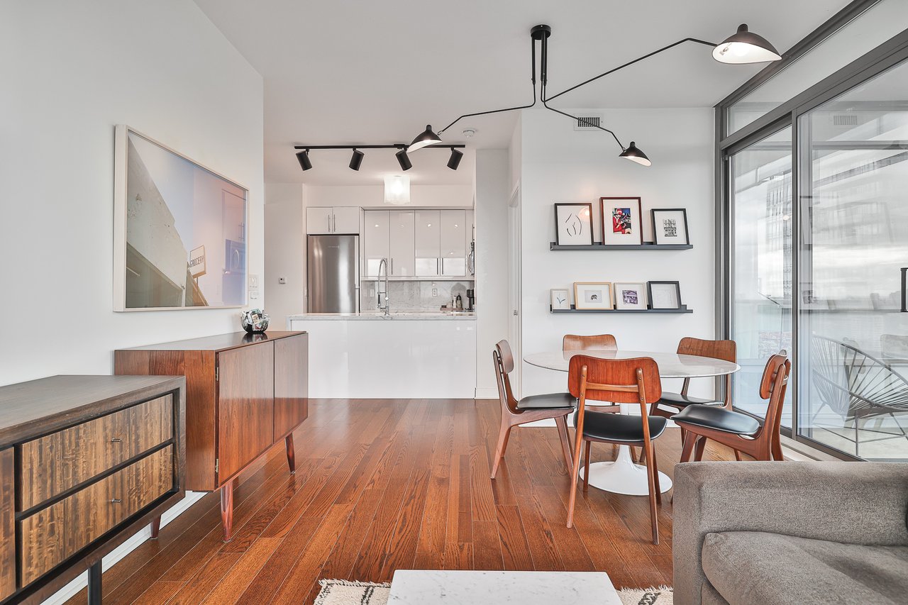 SOLD: Luxury Living