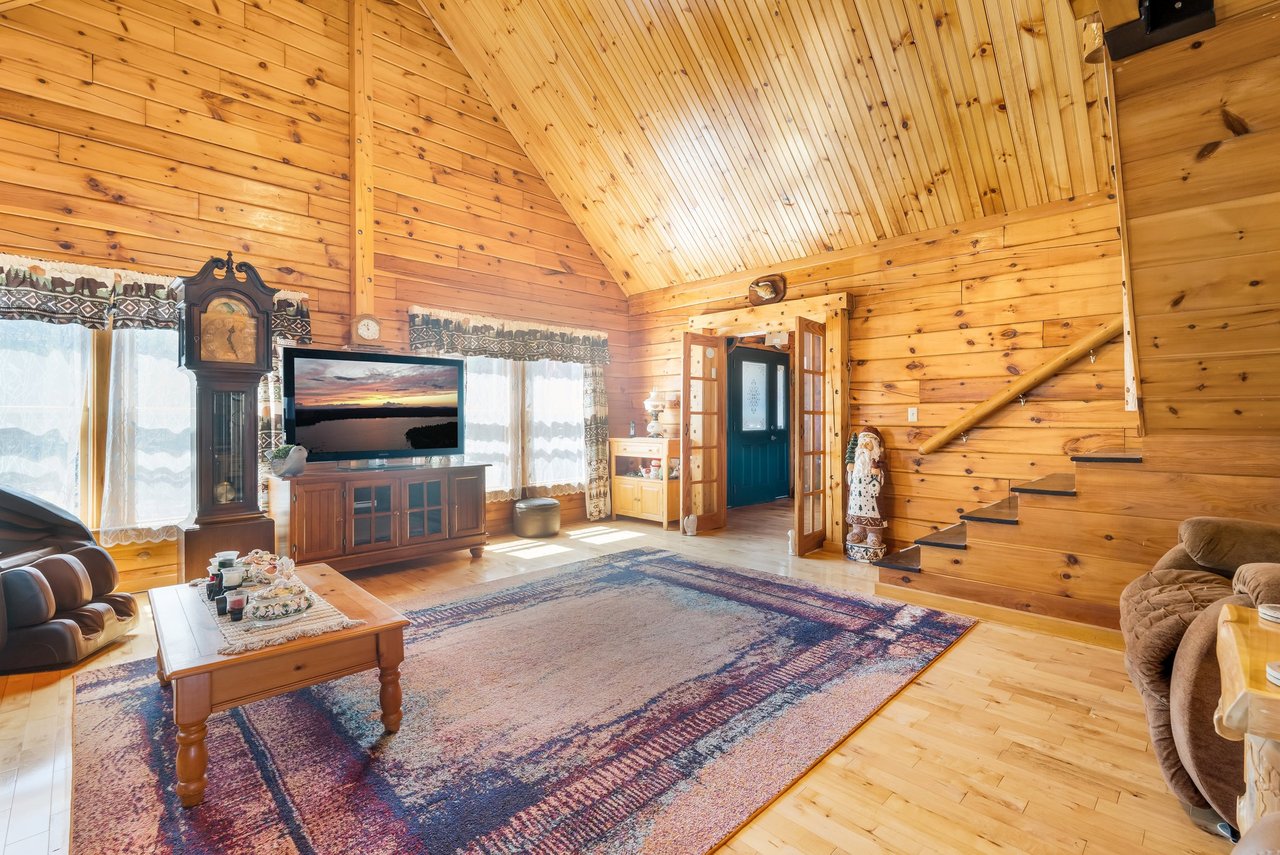 291 River Road Milo, ME 04463-1603