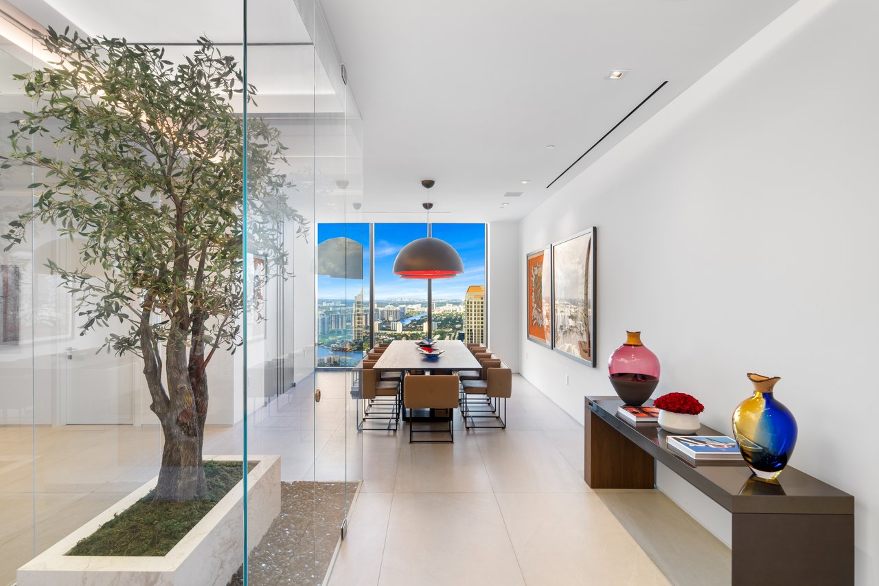 Muse Lower Penthouse