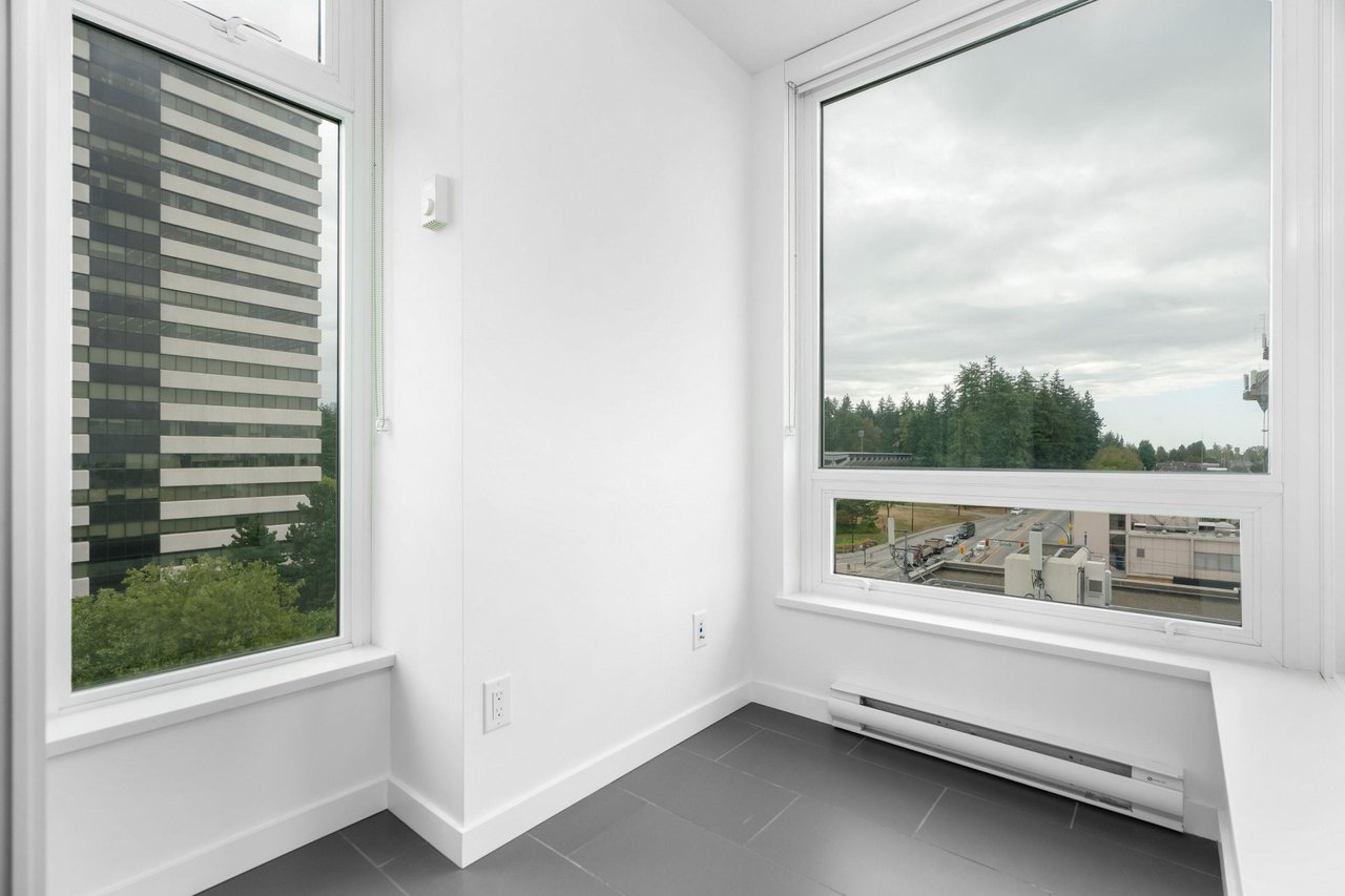 5665 Boundary Rd, #1206