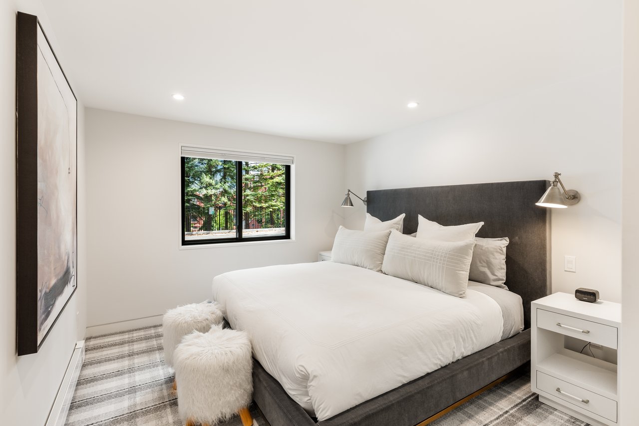 Slopeside Sophistication