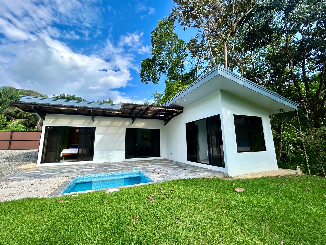 Brand-New 2BR/2BT in Playa Hermosa – 5 Minutes to the Beach | Priced to Sell