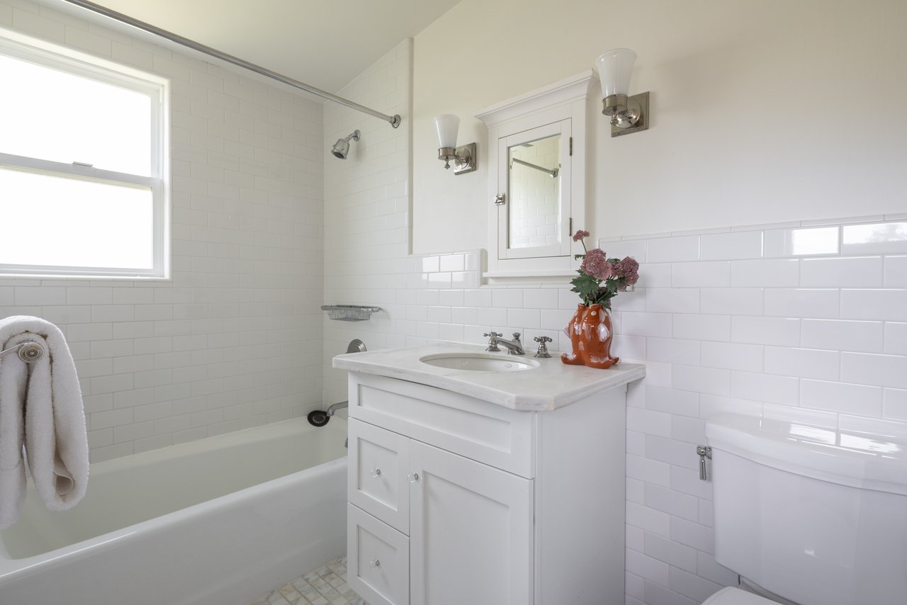 560 16th St, Santa Monica