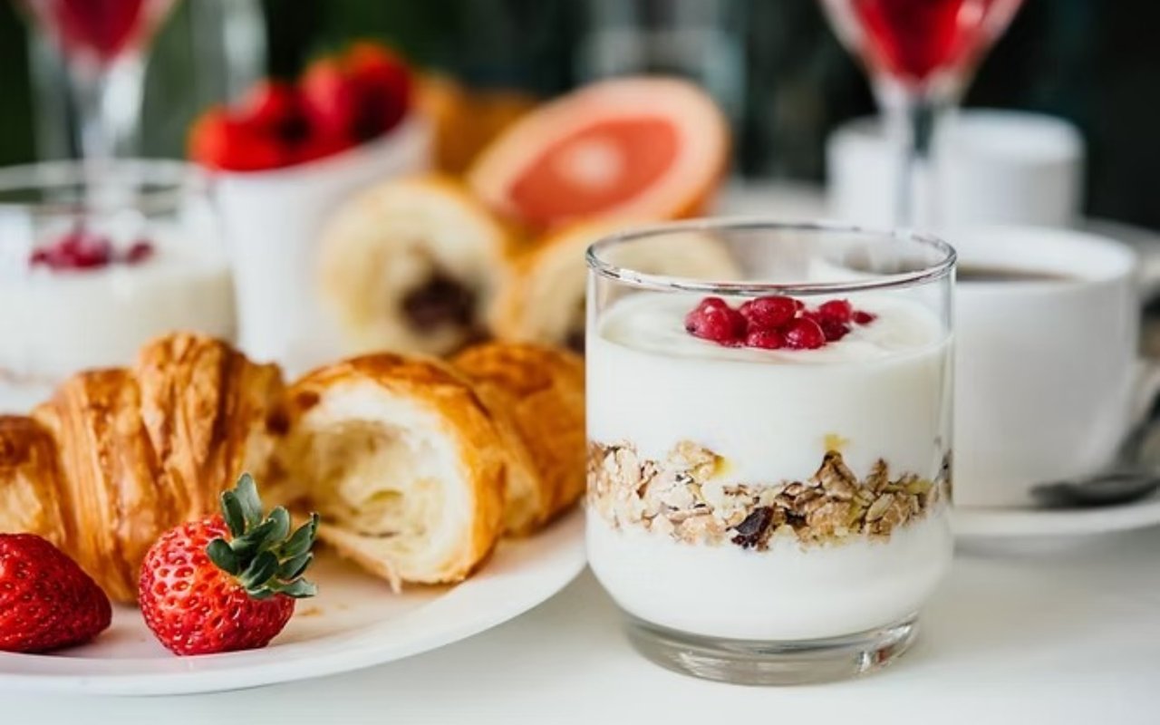 Building Community Over Breakfast with United Way with Locke and Key Associates