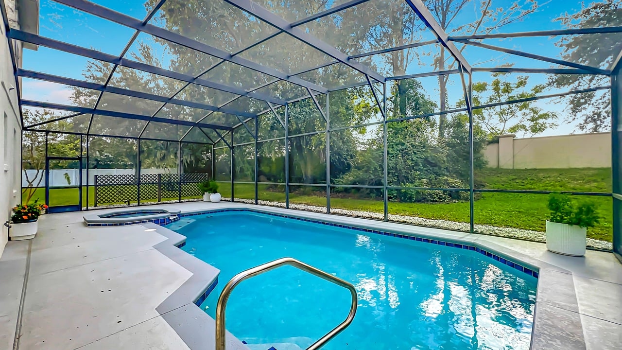 Orlando Vista Lakes 5-Bedroom 4-Bathroom Home and Lifestyle