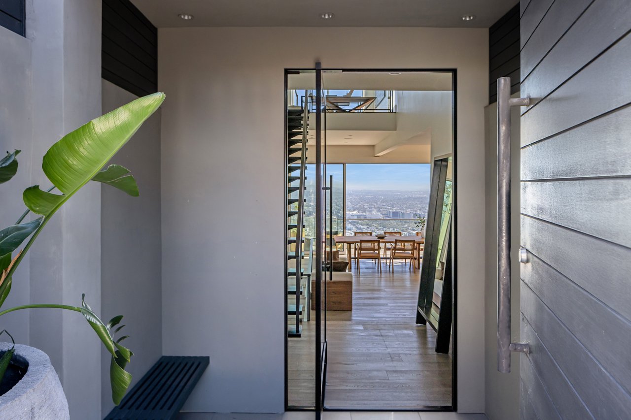 8572 Hillside Ave, Sunset Strip