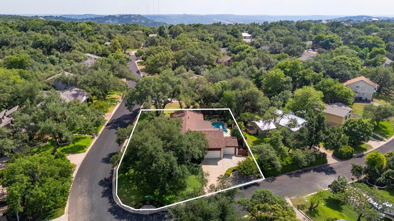 7602 Parkview Circle