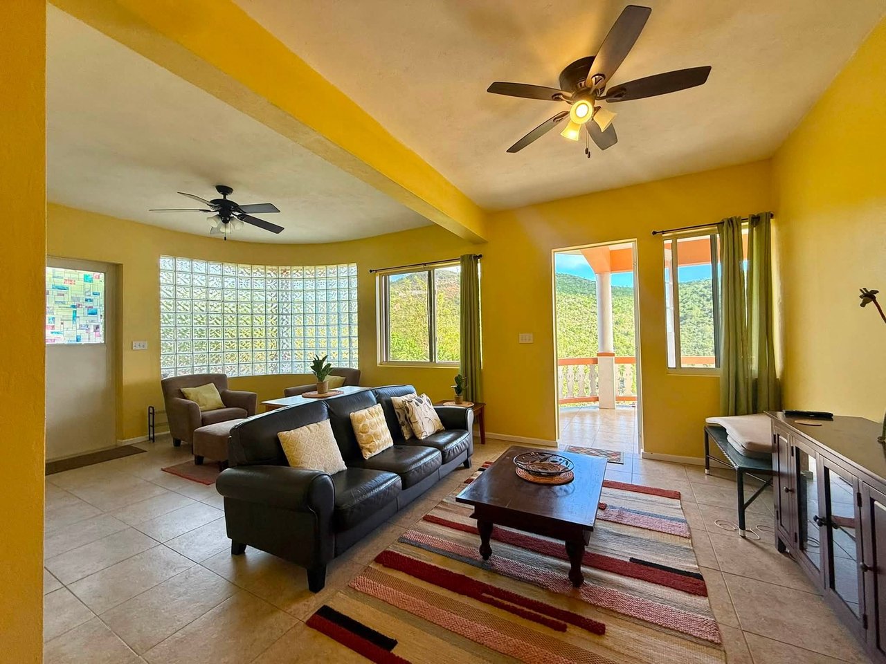 1146 Hawk's Nest 2 Bedroom Apartment 