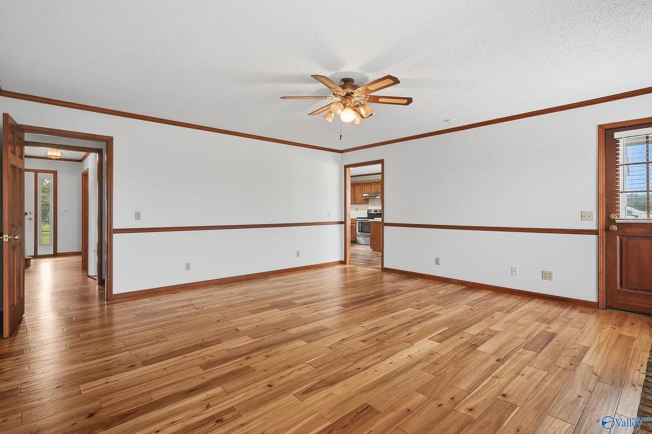 3303 Turnpike Rd