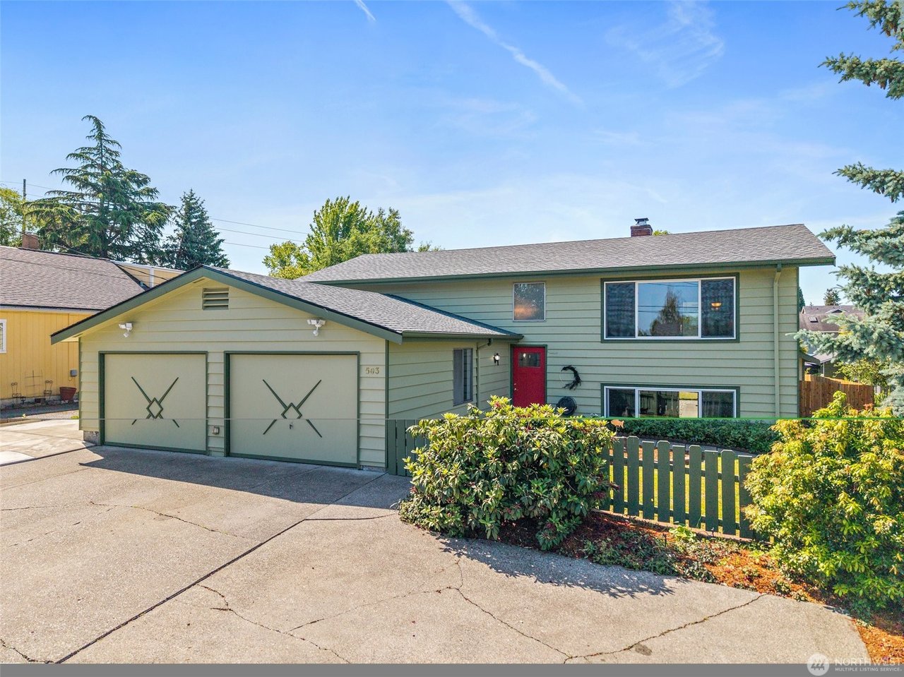 Darius Cincys sold single family home in Renton, Talbot Hill neighborhood, represented the buyer