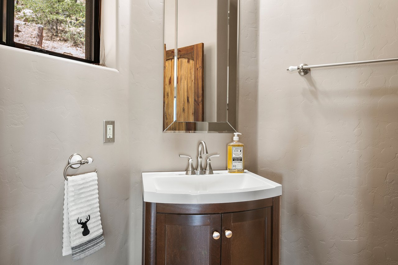 2700 W BUTTERFLY Ridge