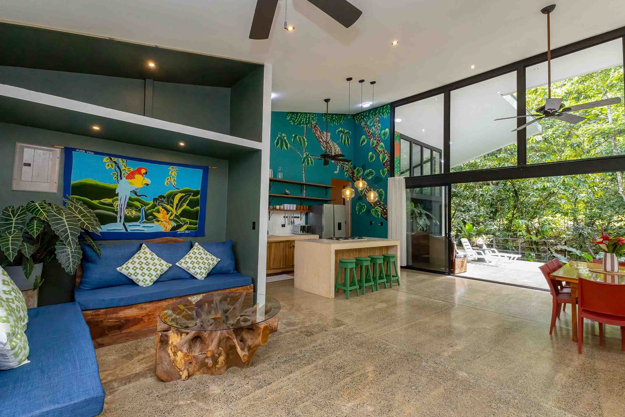 Furnished and Turnkey Home Rainforest Villa with Pool and Creek