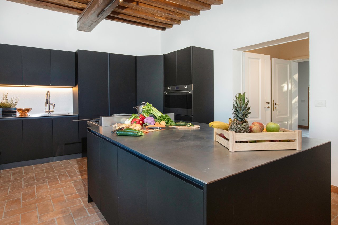 Country Luxury Home For Rent in Valdorcia