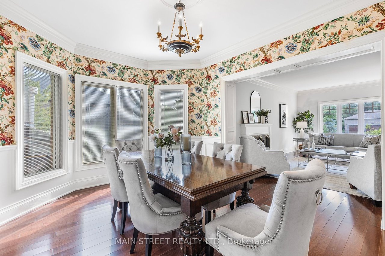 120 Willow Farm Lane, Aurora