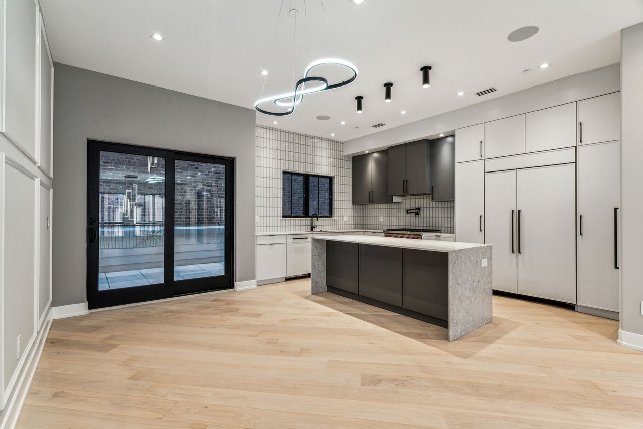 342 S Hicks St, Philadelphia, PA 19102