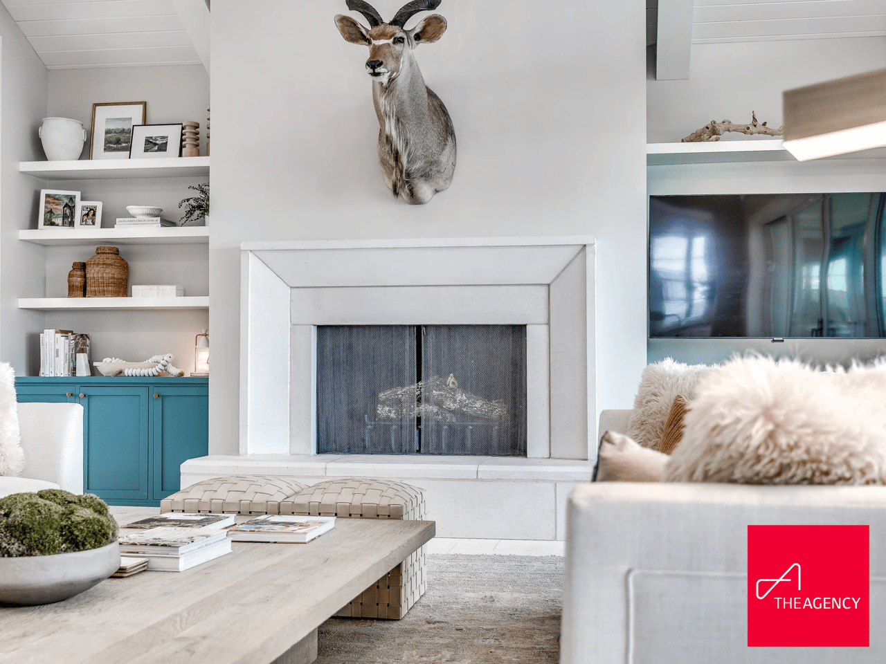 Embrace Lakefront Living in Carlton Landing: A Custom Luxury Retreat - Wyatt Poindexter - The Agency