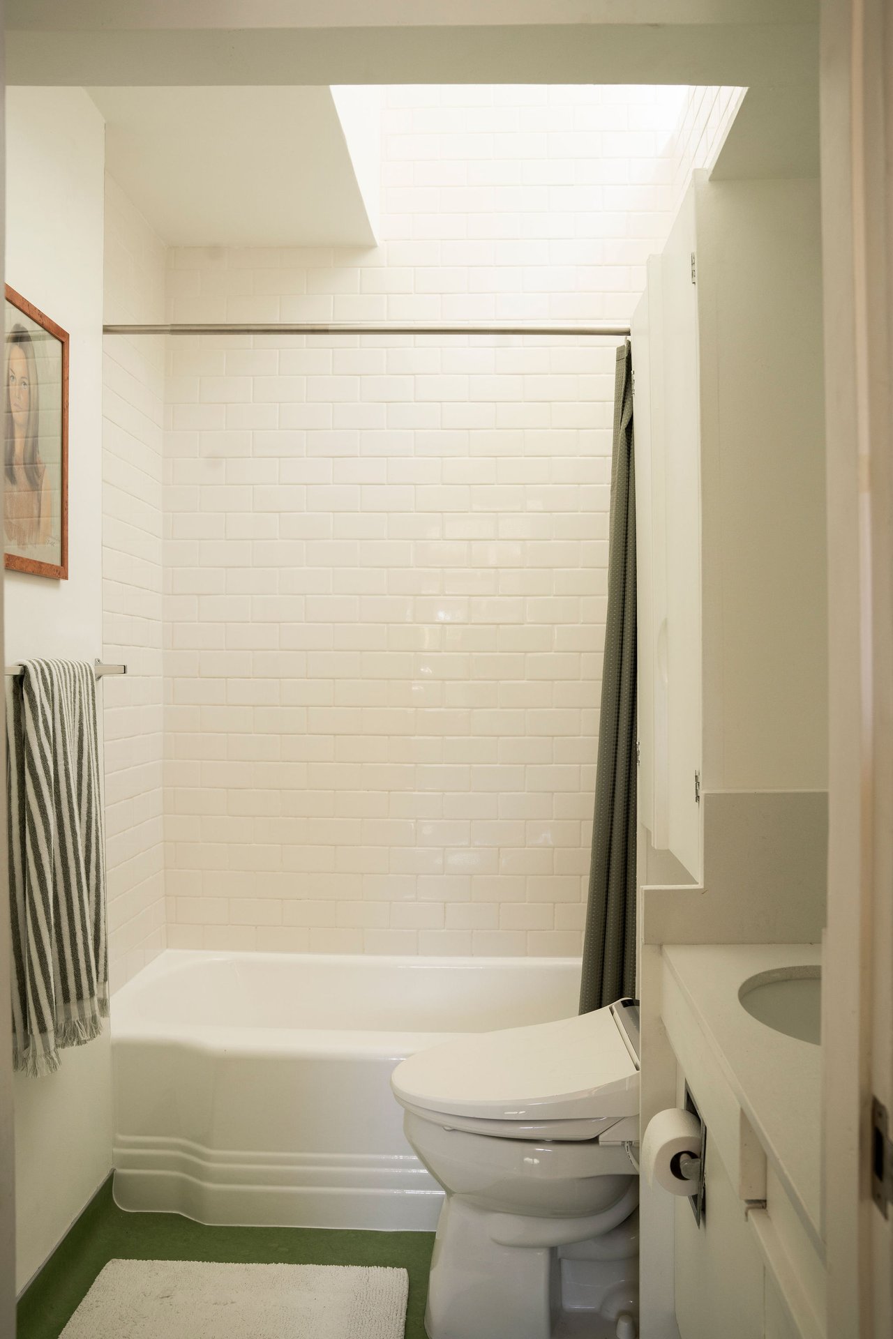 The Van Dekker House, Master architect R. M. Schindler