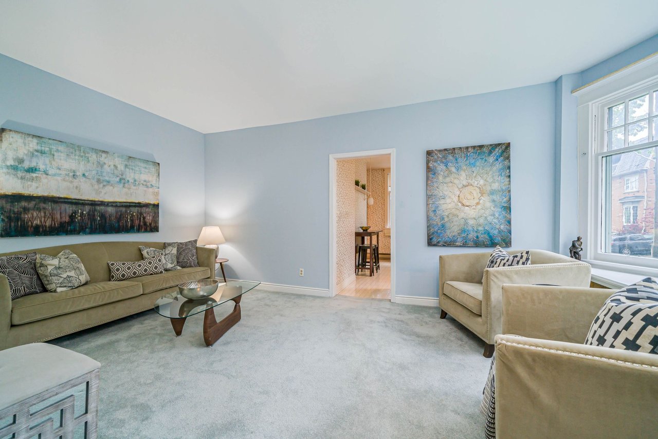 16 Fernwood Park