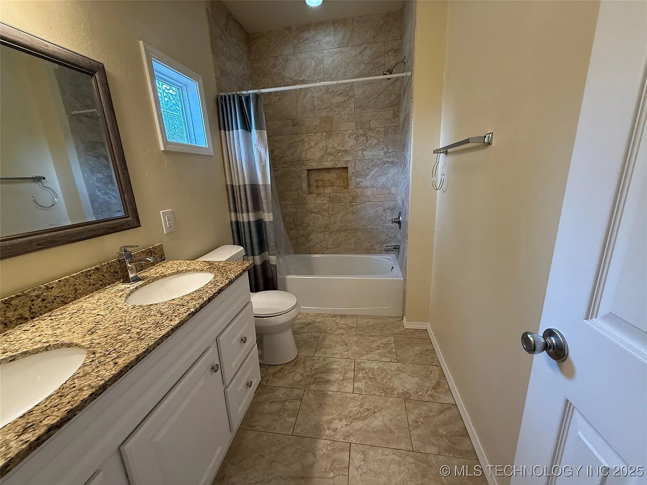 116 SW 5th St
