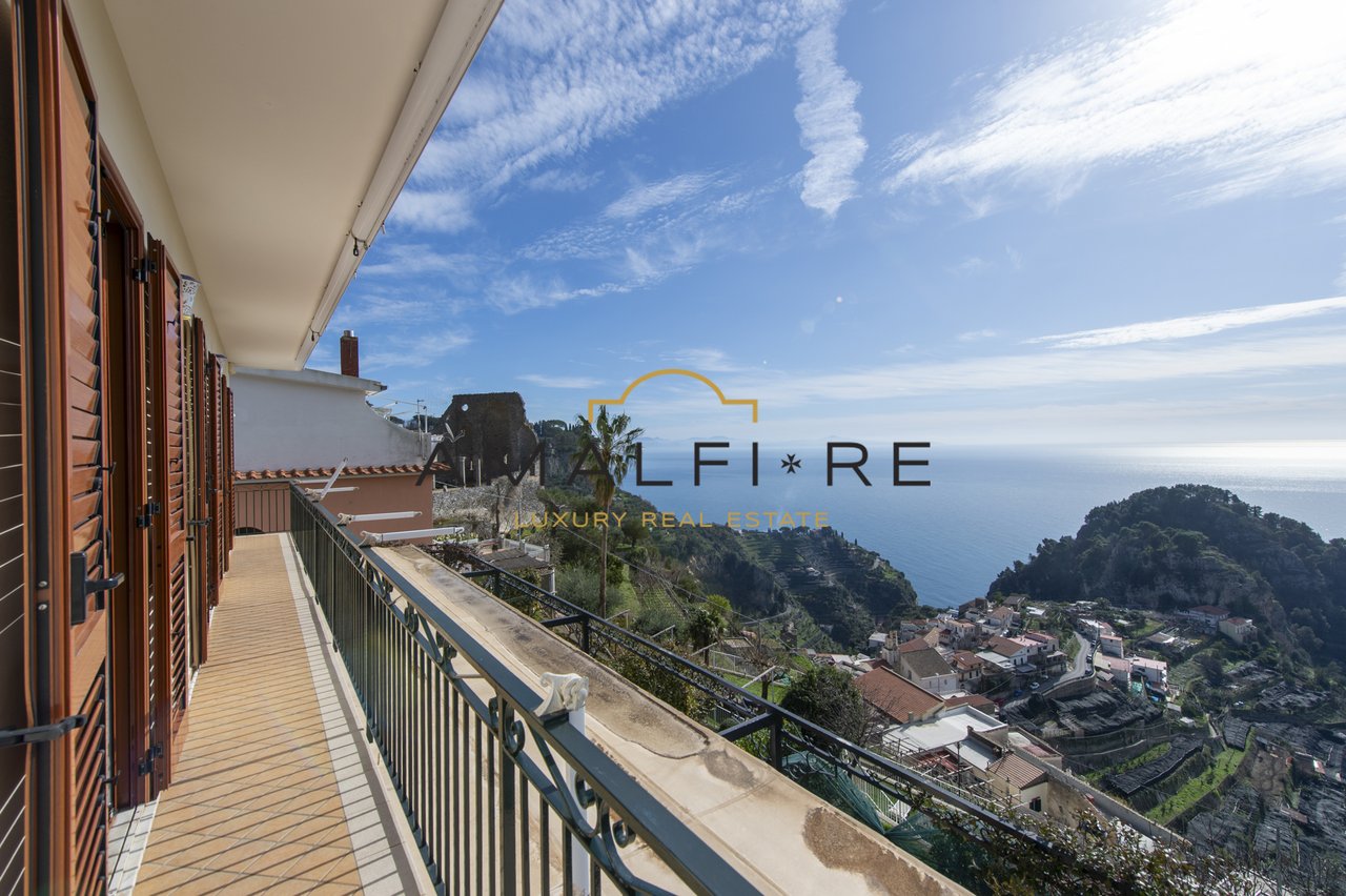B&B With Swimming Pool and Garden in Scala