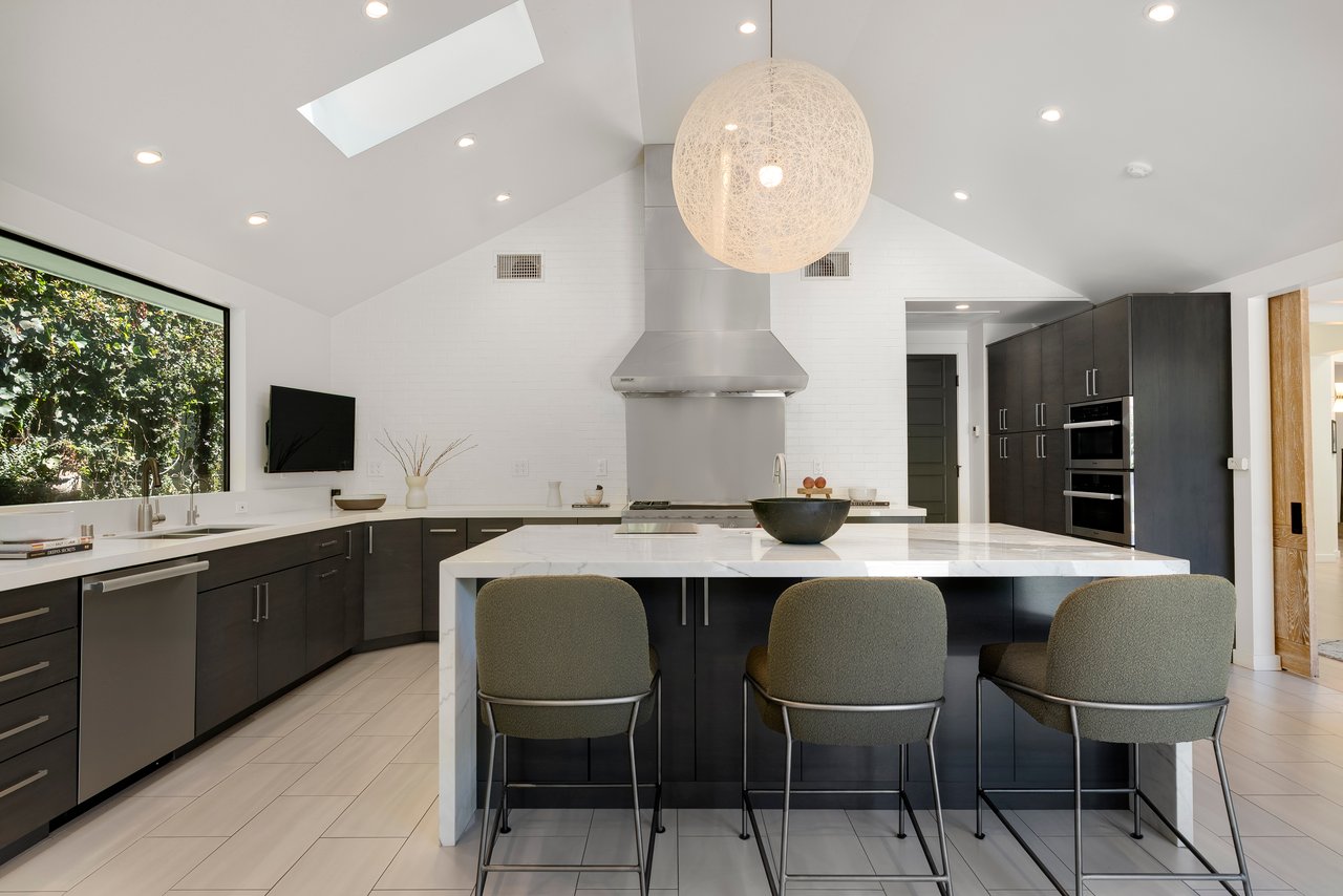 521 Loring Ave, Holmby Hills