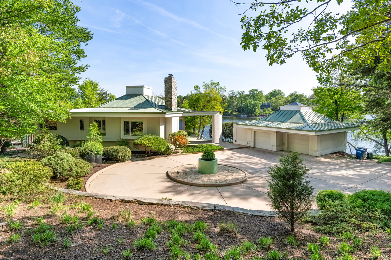 6106 Beachway Dr