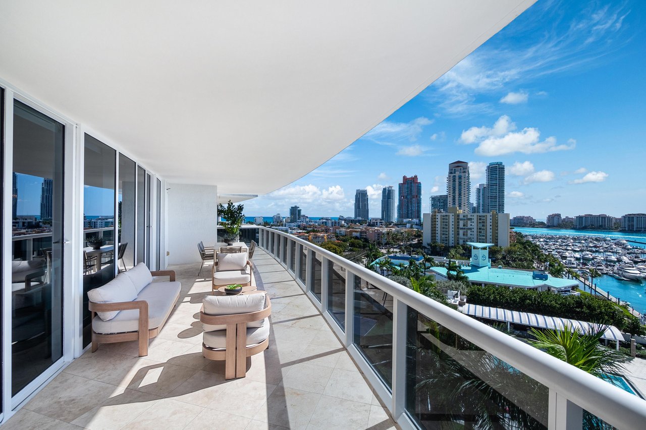 Murano Grande Apt 1106 Jeff Miller Group