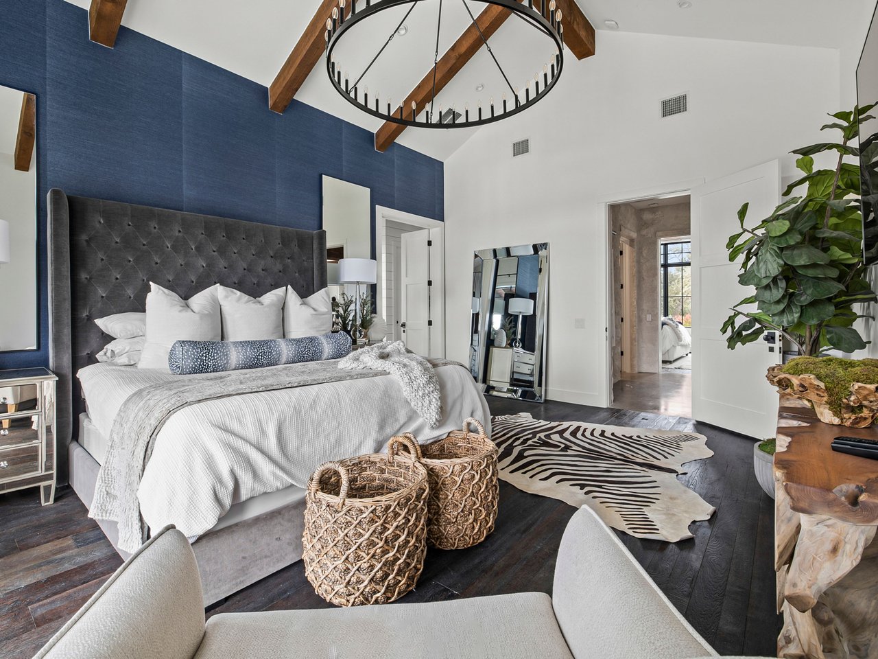 A Modern Hill Country Masterpiece at Creek Road Ranch