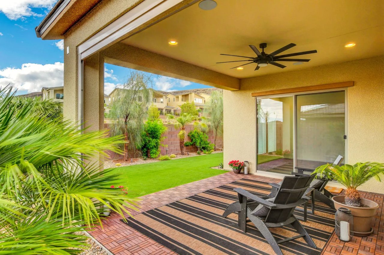 Lake Las Vegas Gated Single Story in Varenna