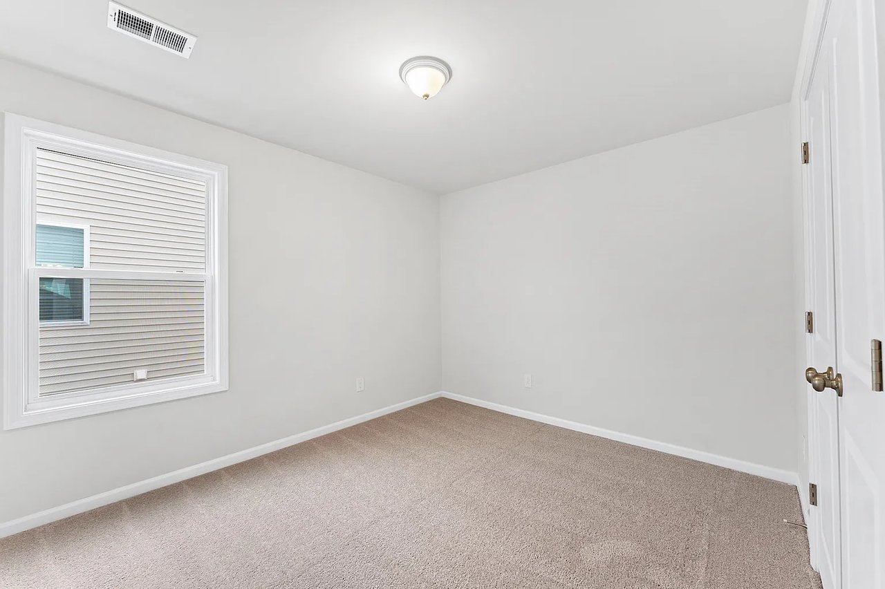 516 Anna Gray Cir