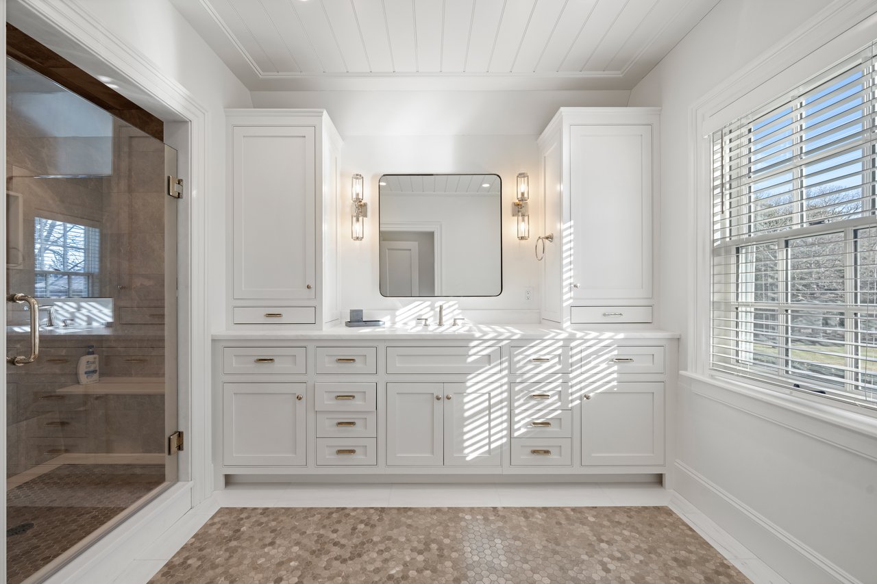 Stunning Residential Estate in Osterville 