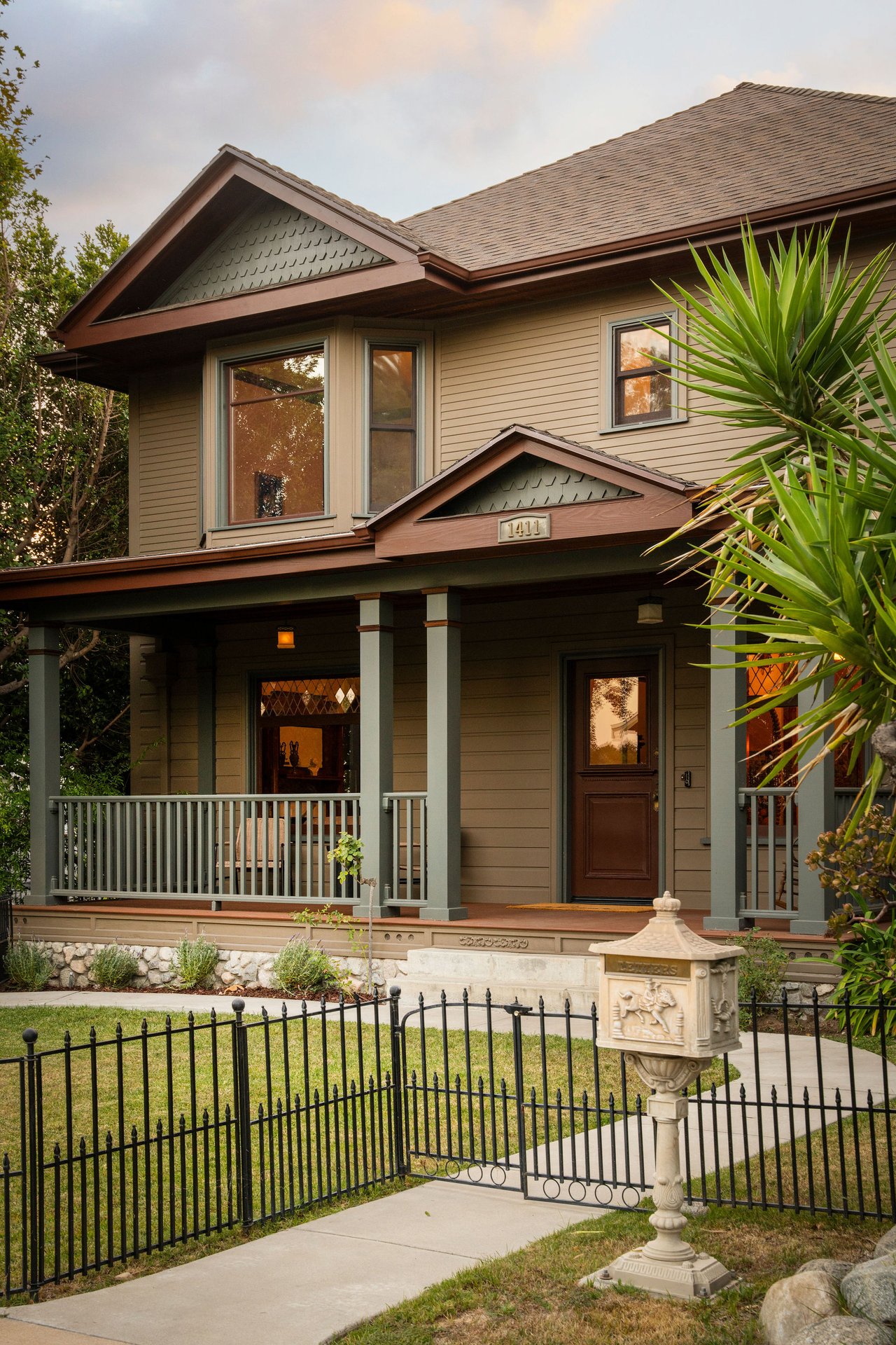 :: The Simpson Estate, 1909 :: Designed by a recipient of the City of Pasadena’s Historic Preservation Award